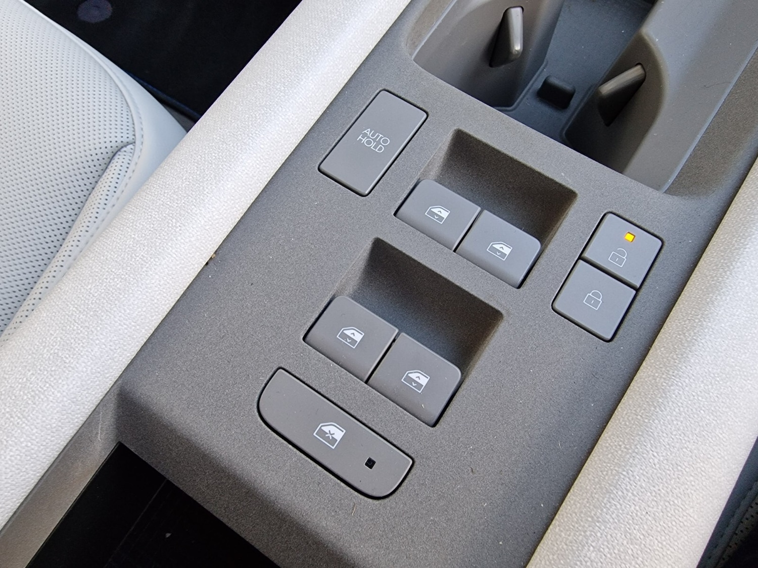 Used Hyundai IONIQ 6 2025 for sale - 76400688: Photo 37