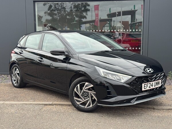 Used Hyundai i20 2024 for sale - 75354713: Photo 1