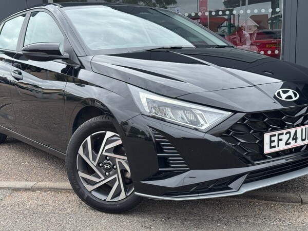 Used Hyundai i20 2024 for sale - 75354713: Photo 2