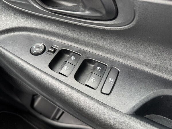 Used Hyundai i20 2024 for sale - 75354713: Photo 38