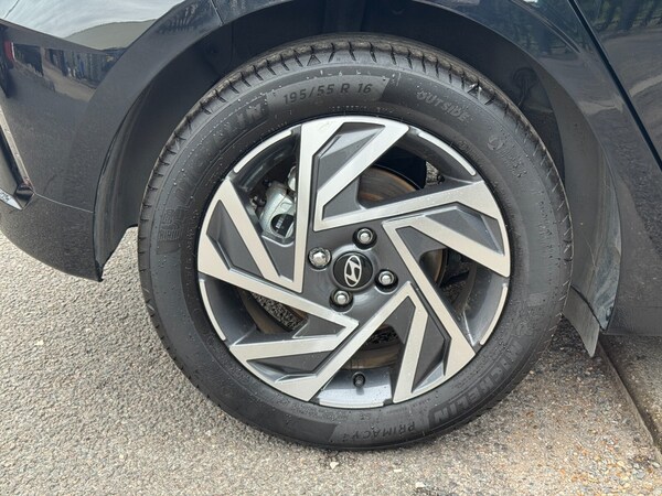 Used Hyundai i20 2024 for sale - 75354713: Photo 8