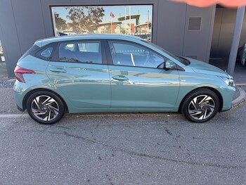 Used Hyundai i20 2023 for sale - 76044528: Photo 3