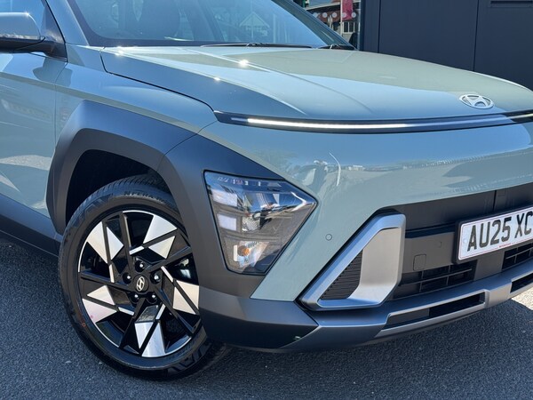 Used Hyundai KONA 2025 for sale - 75660204: Photo 2