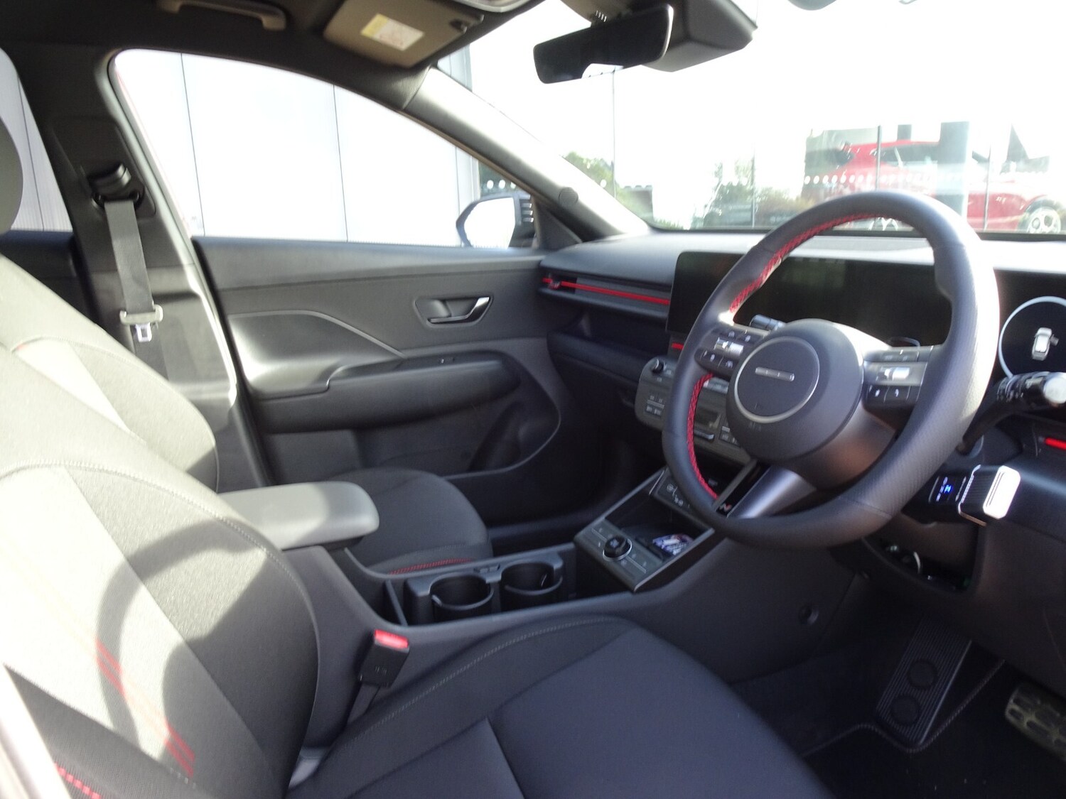 Used Hyundai KONA 2025 for sale - 76869775: Photo 15