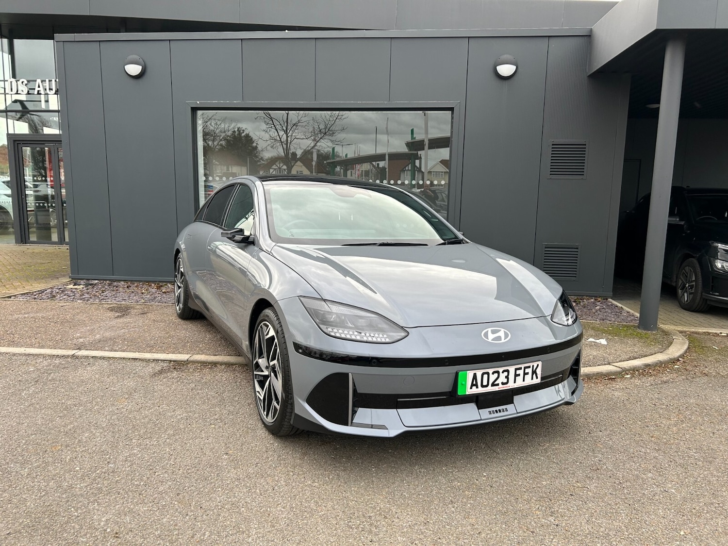 Used Hyundai IONIQ 6 2023 for sale - 76933291: Photo 1