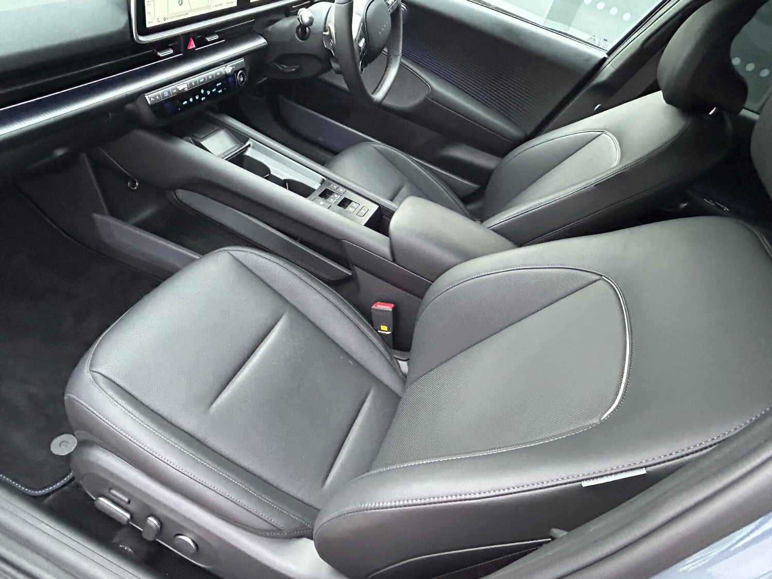 Used Hyundai IONIQ 6 2023 for sale - 76933291: Photo 39