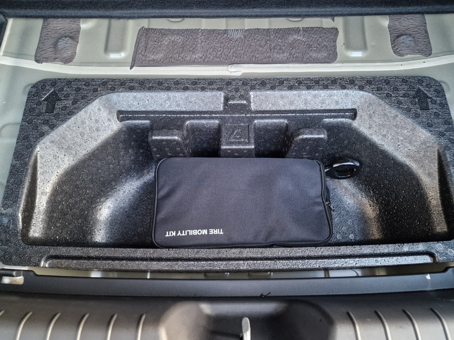 Used Hyundai IONIQ 6 2025 for sale - 76869753: Photo 17