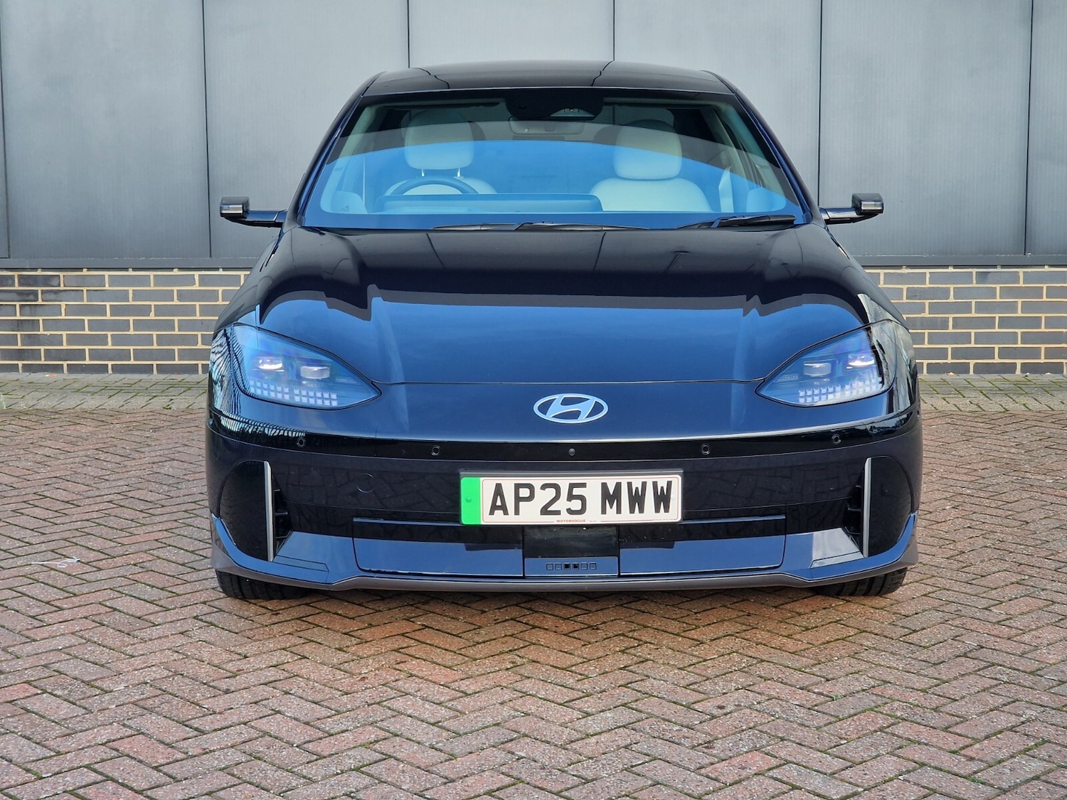 Used Hyundai IONIQ 6 2025 for sale - 76869753: Photo 3