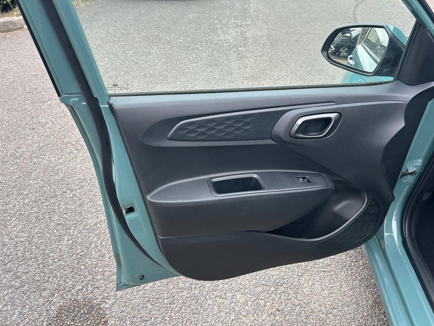 Used Hyundai i10 2023 for sale - 75929772: Photo 18