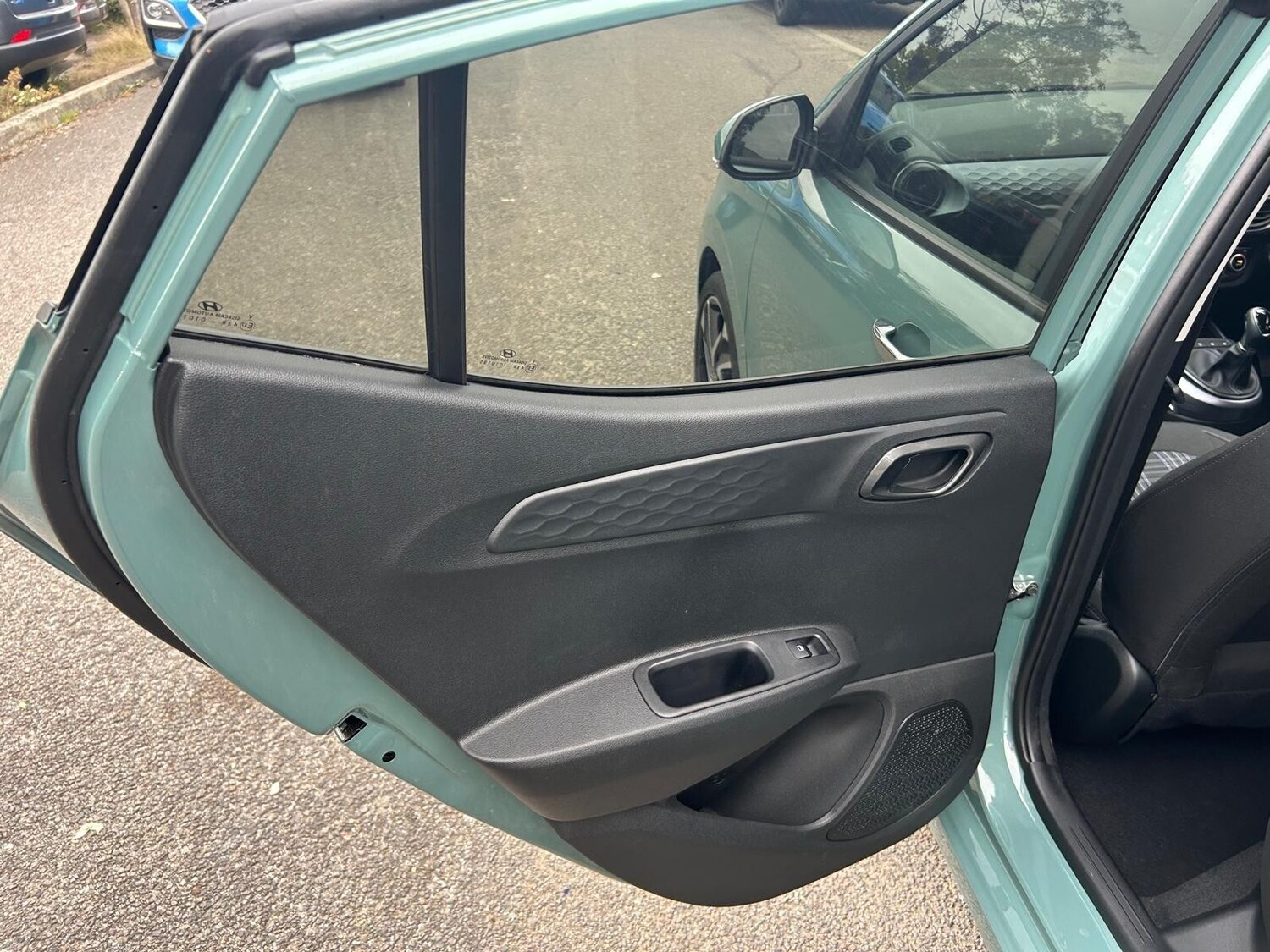 Used Hyundai i10 2023 for sale - 75929772: Photo 20