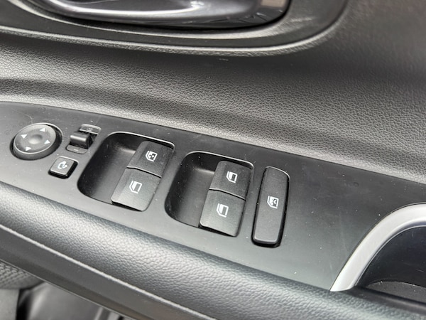 Used Hyundai i20 2023 for sale - 76289839: Photo 13