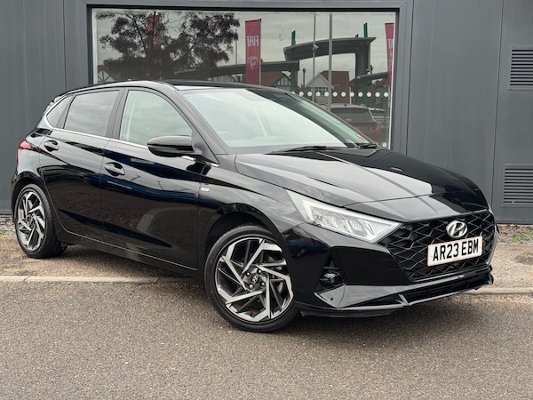 Used Hyundai i20 2023 for sale - 76289839: Photo 1