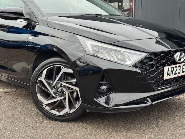 Used Hyundai i20 2023 for sale - 76289839: Photo 2