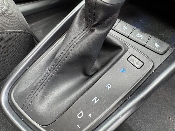 Used Hyundai i20 2023 for sale - 76289839: Photo 42