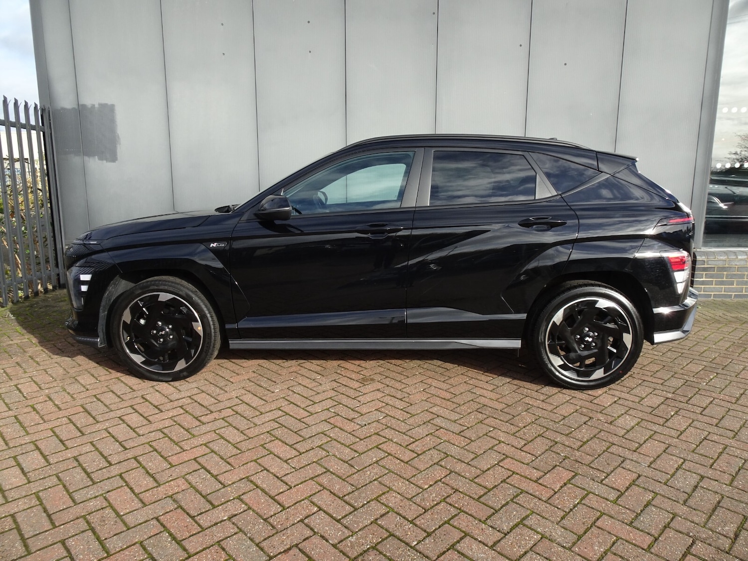 Used Hyundai KONA 2024 for sale - 76873513: Photo 6