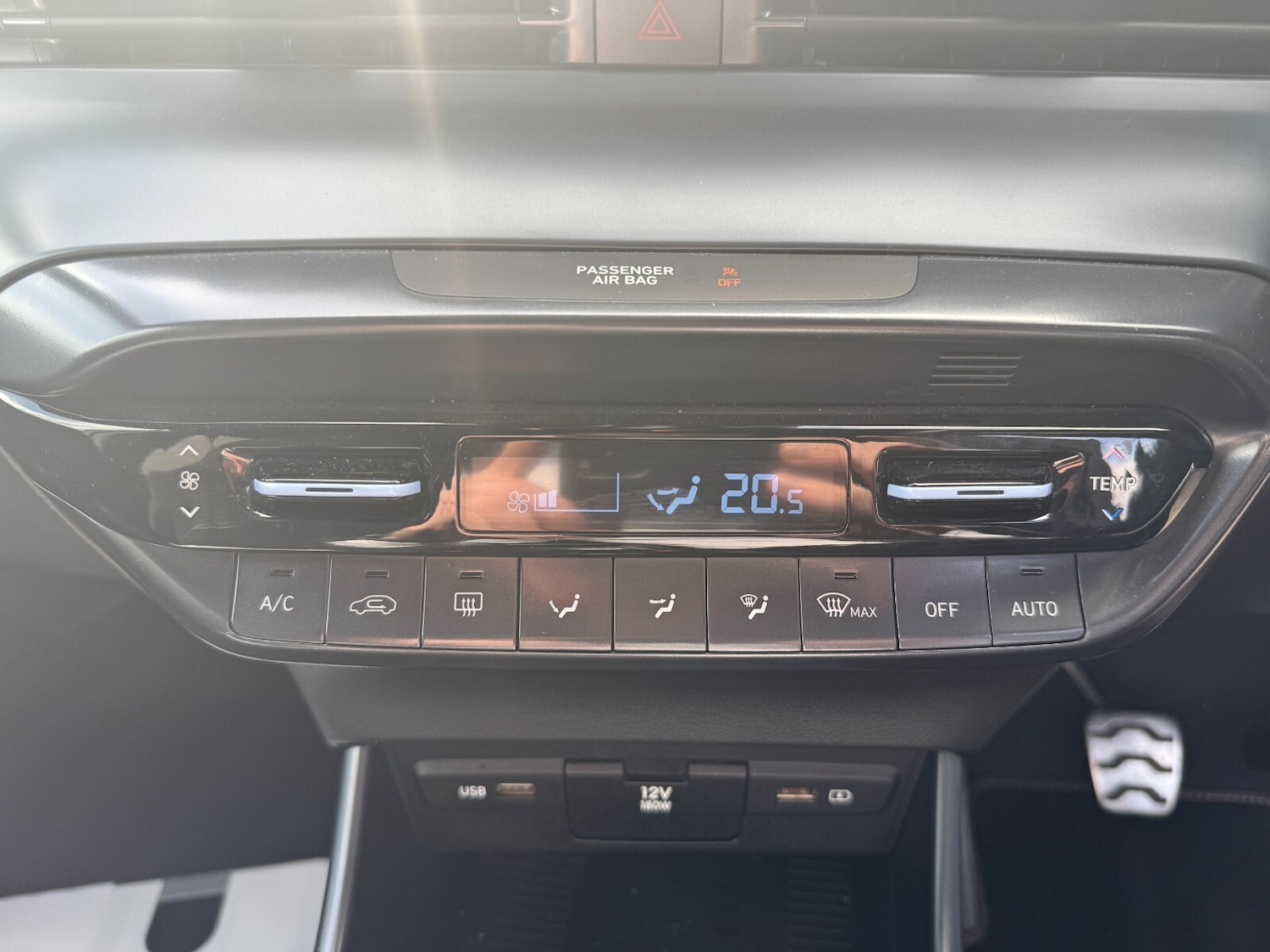 Used Hyundai i20 2023 for sale - 78186969: Photo 33