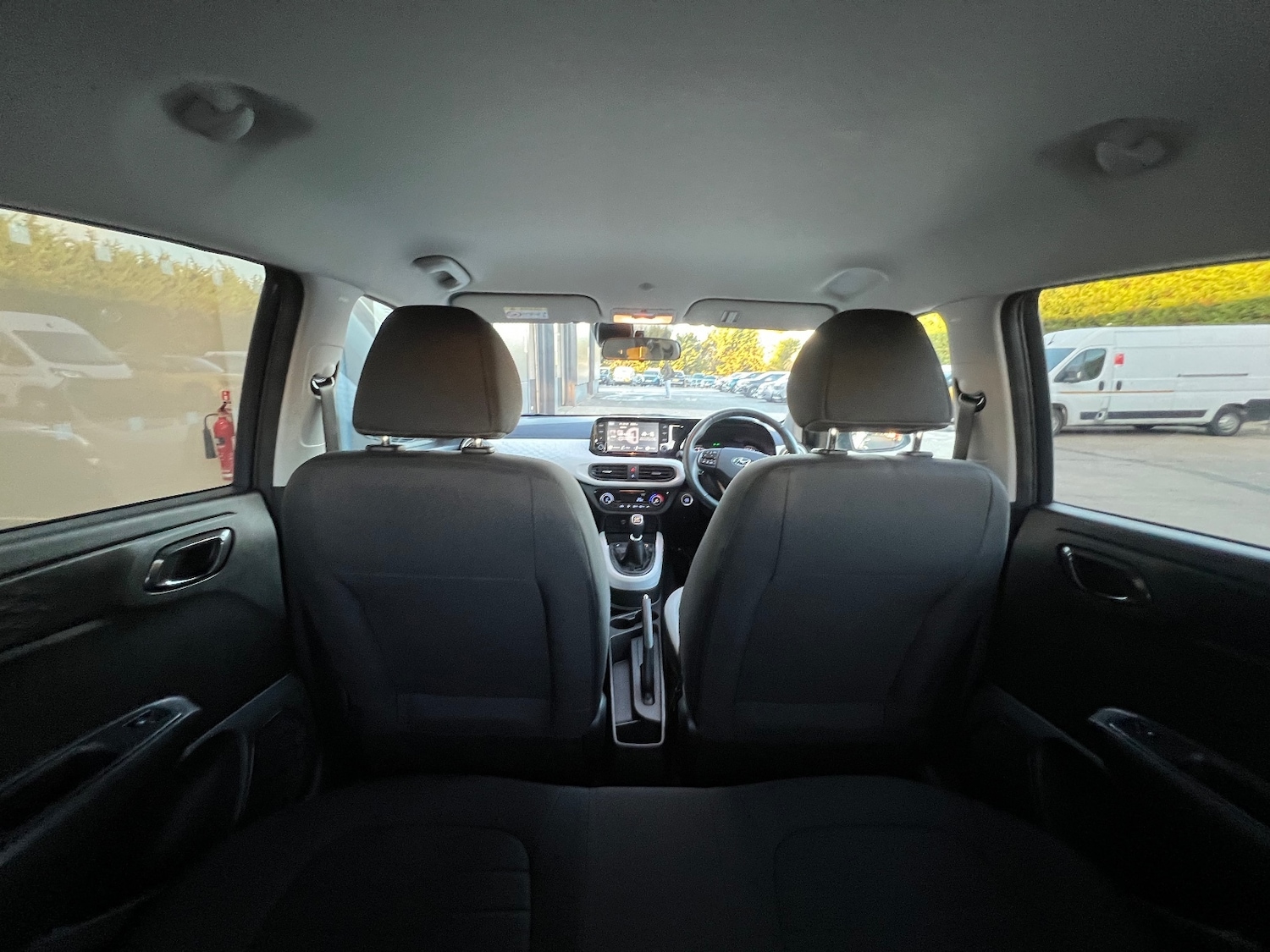 Used Hyundai i10 2023 for sale - 77702679: Photo 20