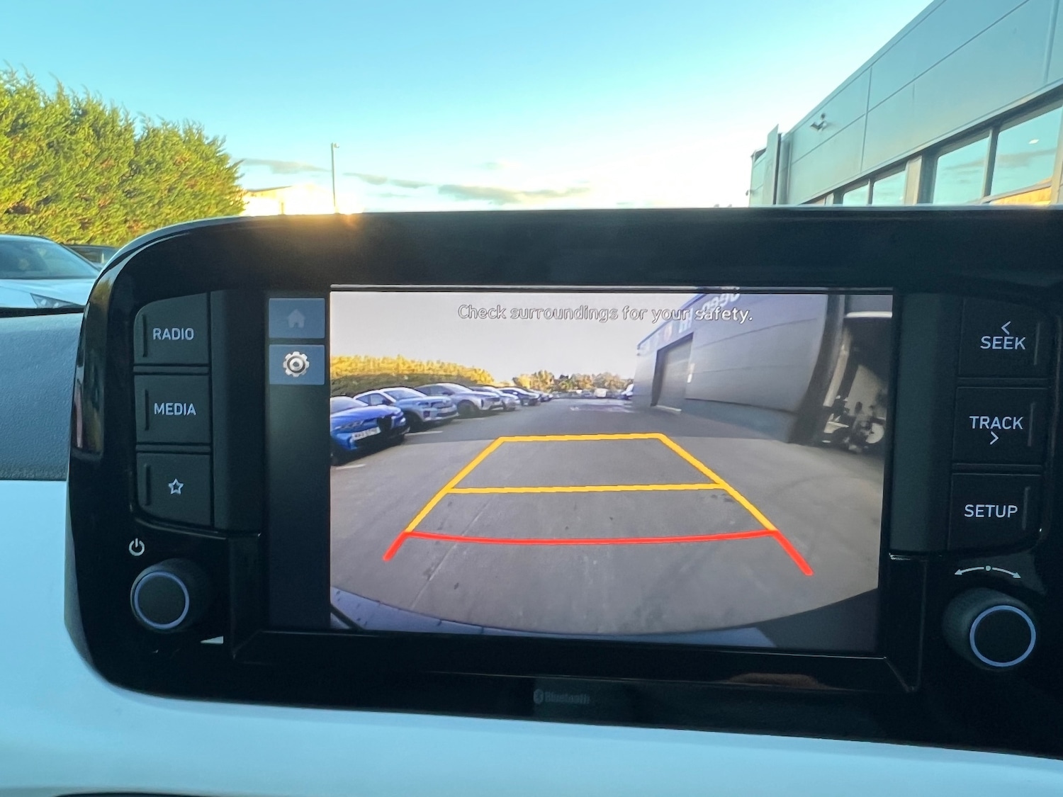 Used Hyundai i10 2023 for sale - 77702679: Photo 50