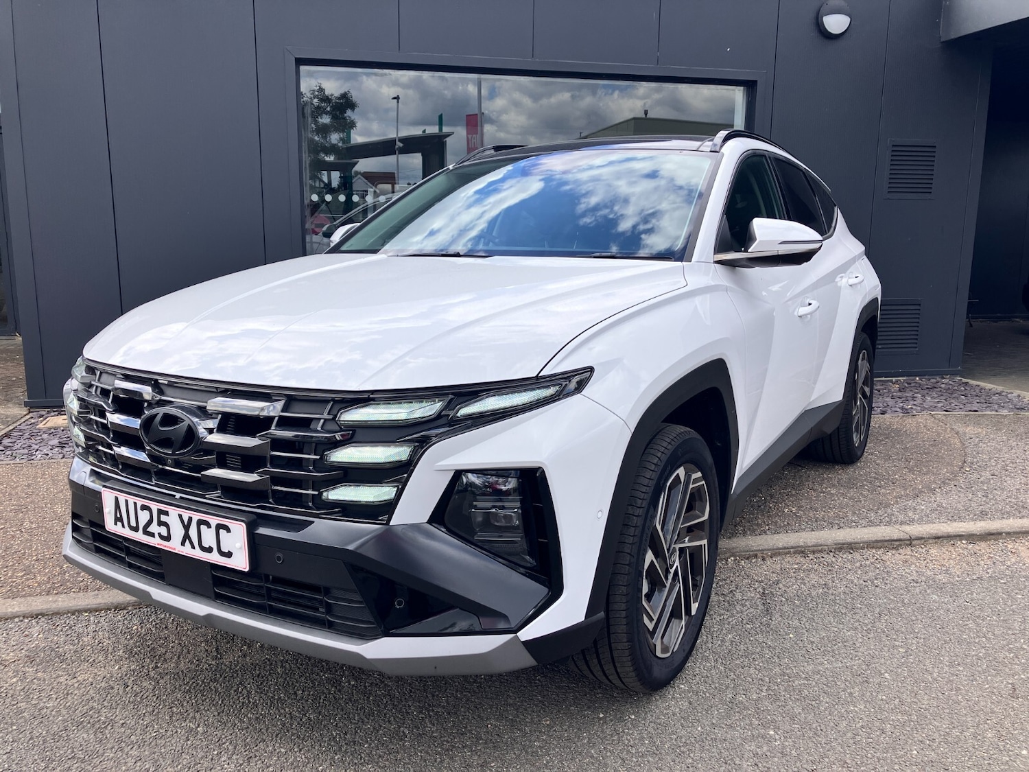 Used Hyundai TUCSON 2025 for sale - 76869347: Photo 3