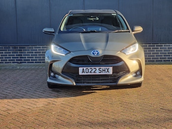 Used Toyota Yaris 2022 for sale - 76851139: Photo