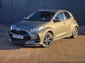 Used Toyota Yaris 2022 for sale - 76851139: Photo