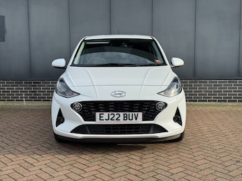 Used Hyundai i10 2022 for sale - 76442111: Photo