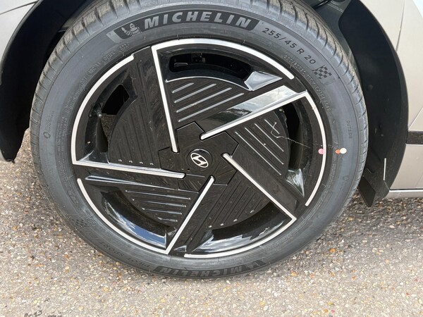 Used Hyundai IONIQ 5 for sale - 75355350: Photo 10