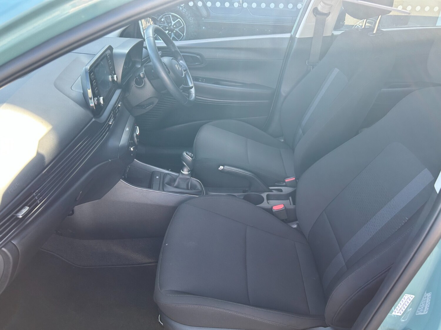 2024 Hyundai i20 1.0T GDi Advance 5dr Hatchback Petrol Manual - Picture 16 of 24
