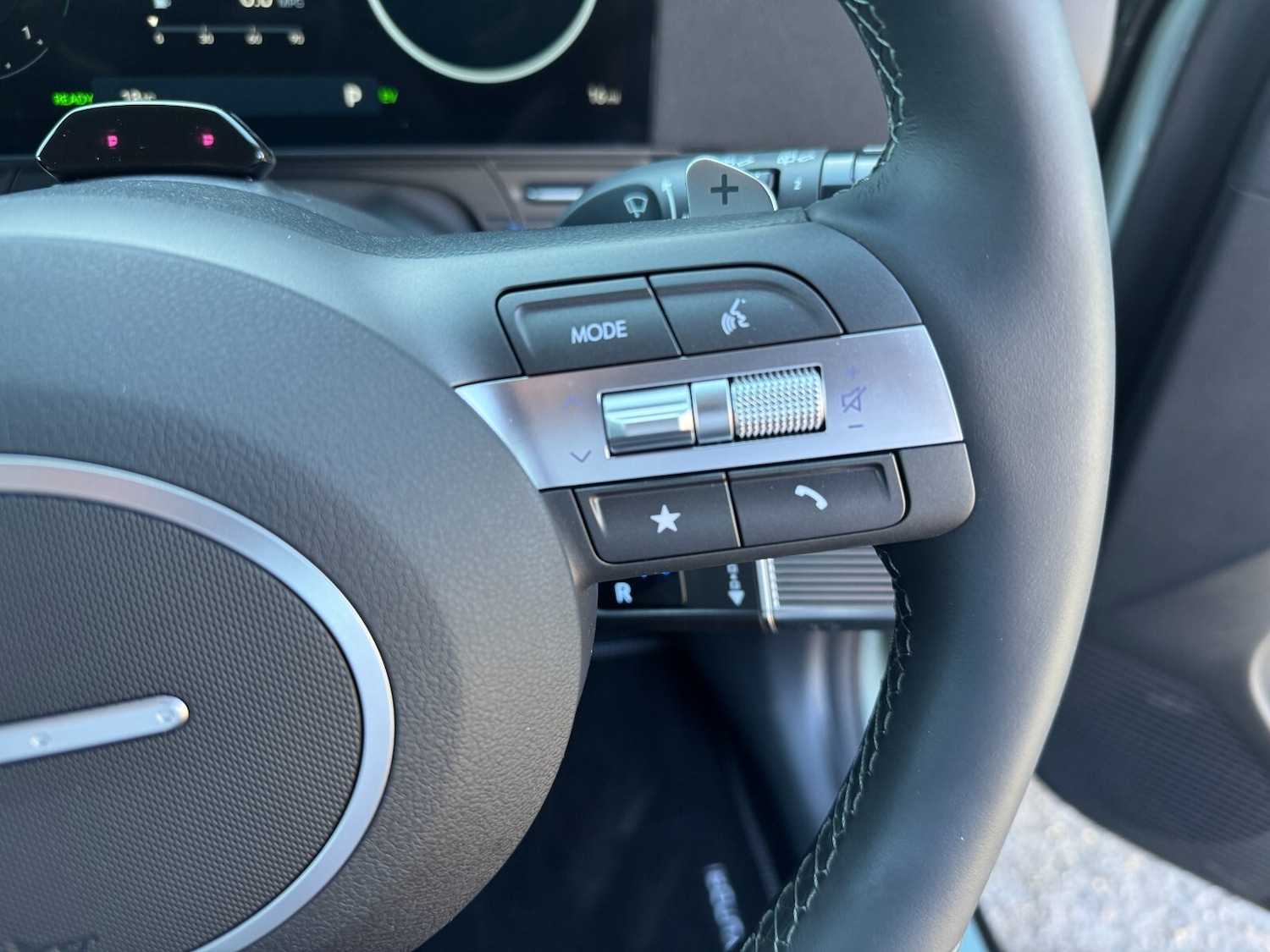 Used Hyundai KONA 2025 for sale - 76868385: Photo 23