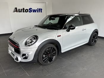Used MINI Hatch 2019 for sale - 79656511: Photo
