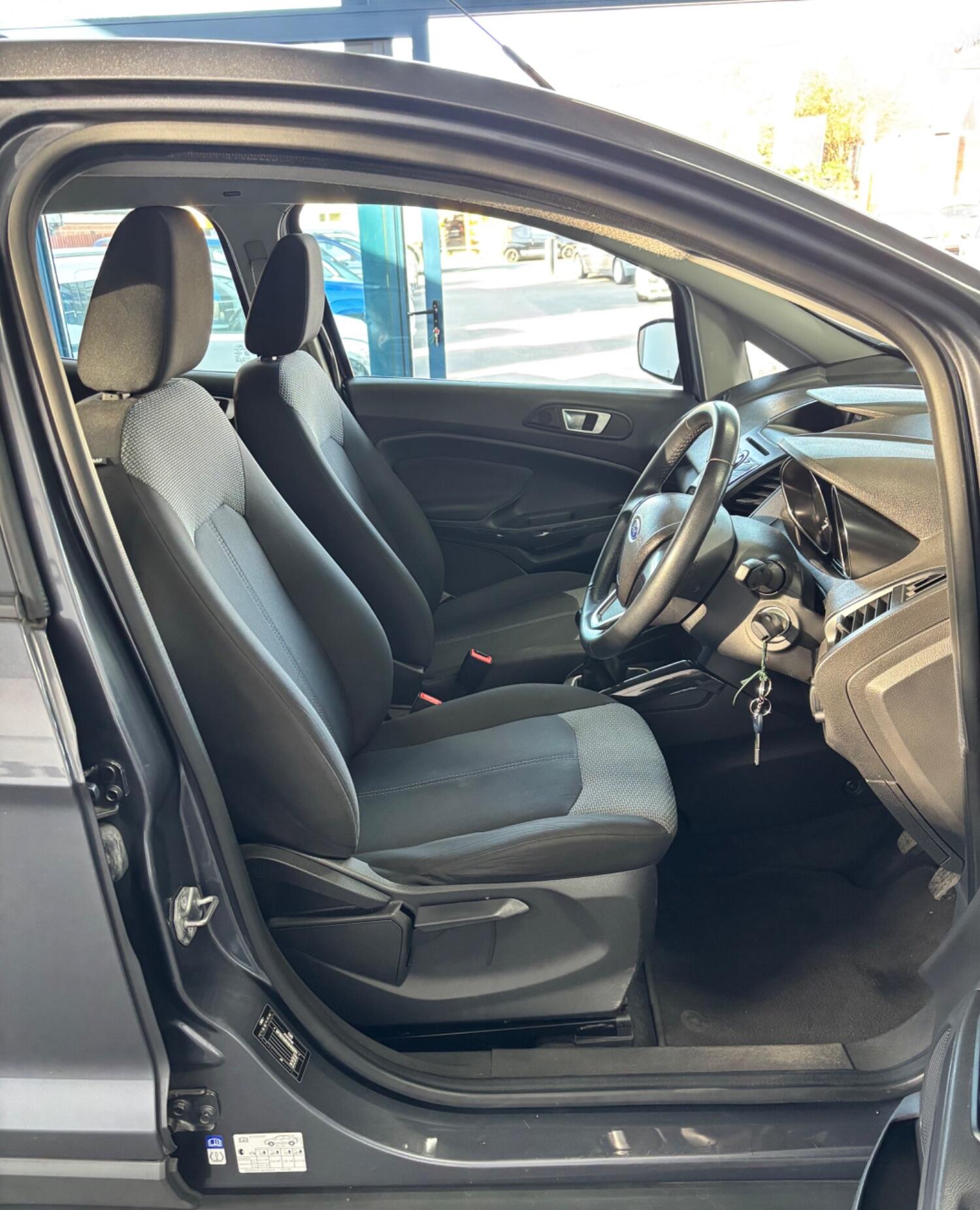 Used Ford Ecosport 2017 for sale - 77605306: Photo 12