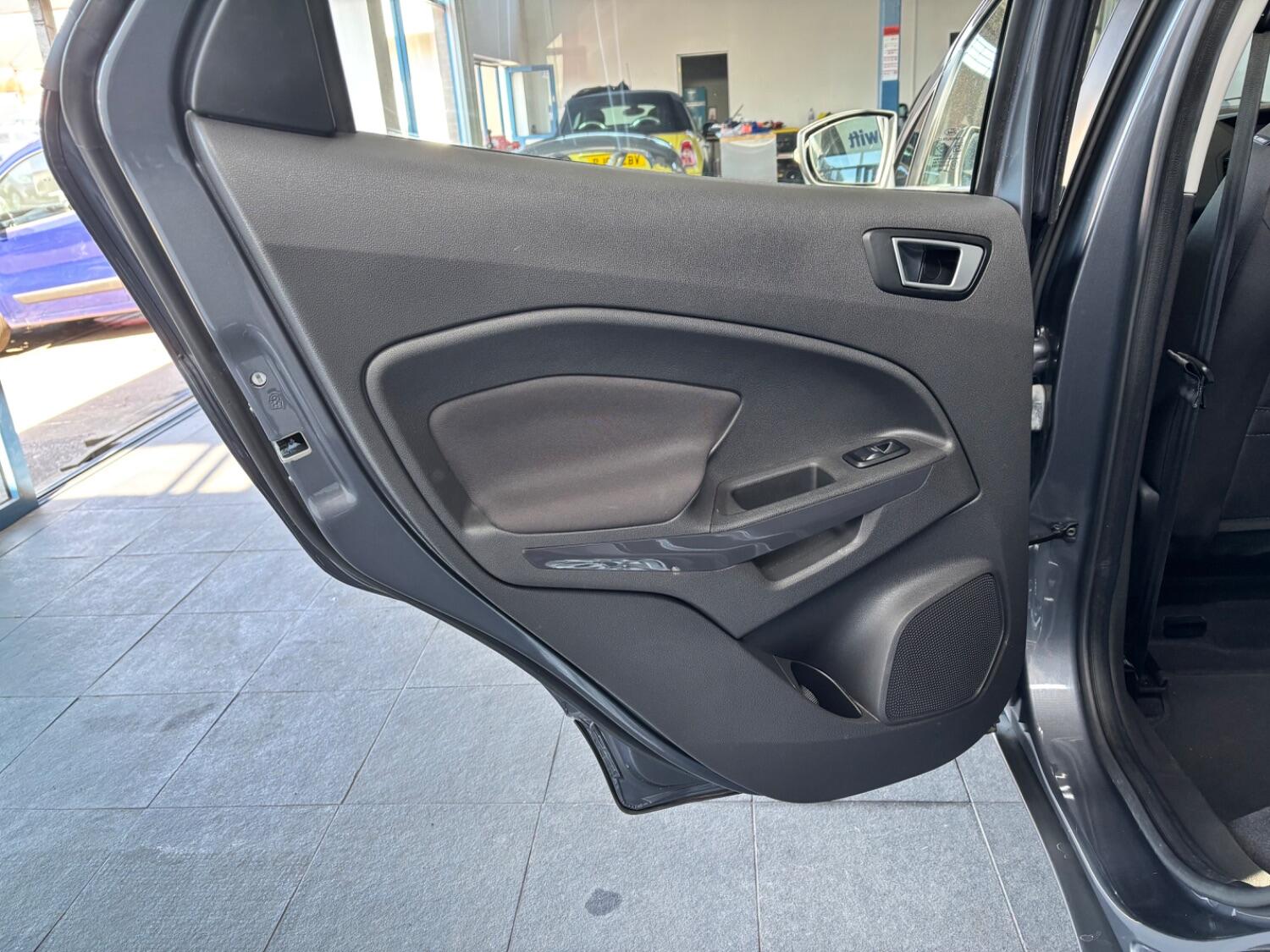 Used Ford Ecosport 2017 for sale - 77605306: Photo 18