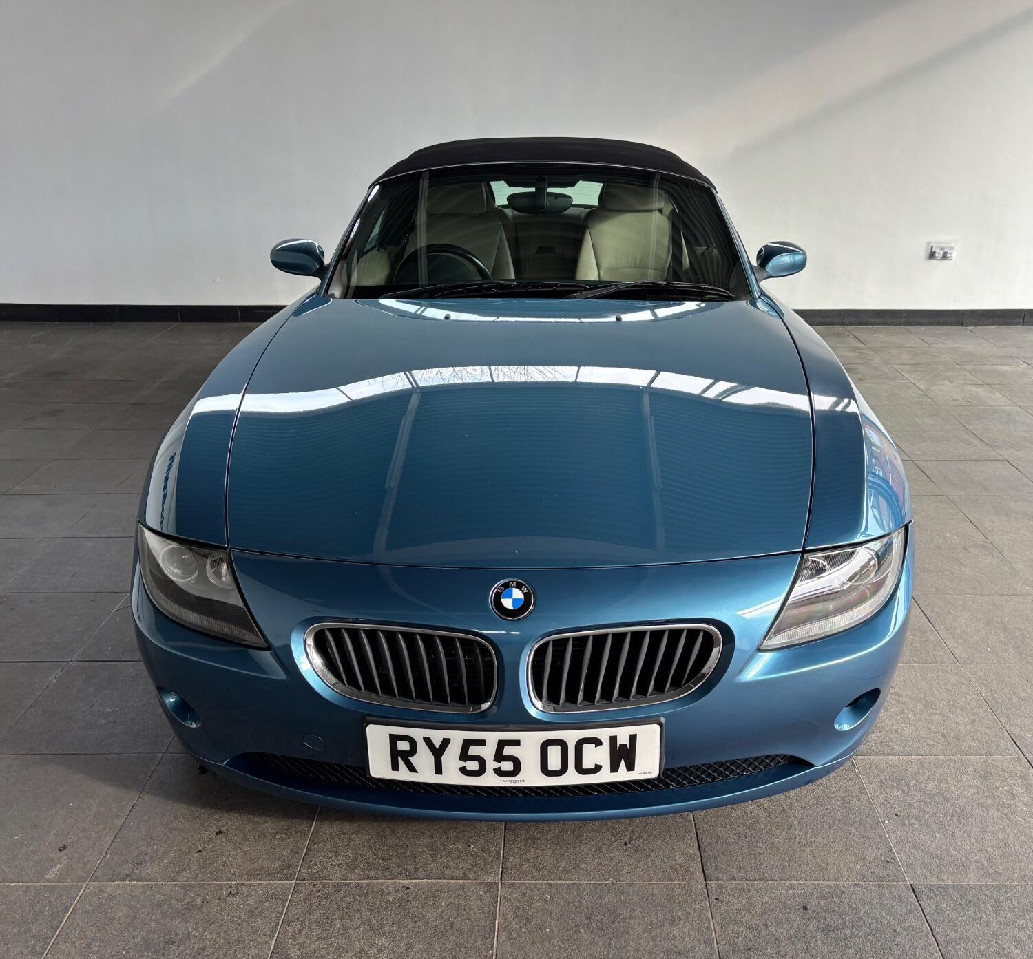 Used BMW Z4 2005 for sale - 77605301: Photo 2