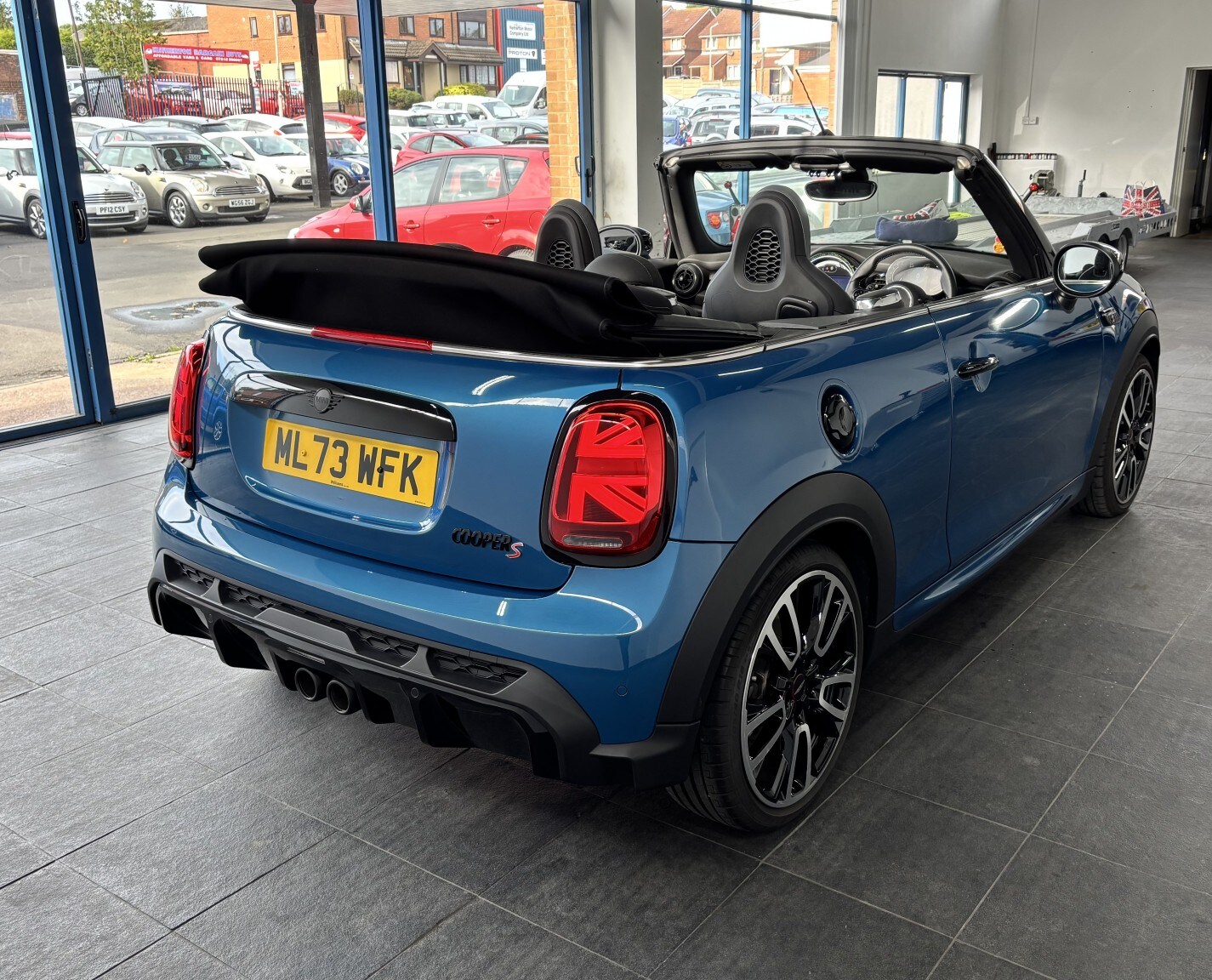 Used MINI Convertible 2023 for sale - 77605296: Photo 22
