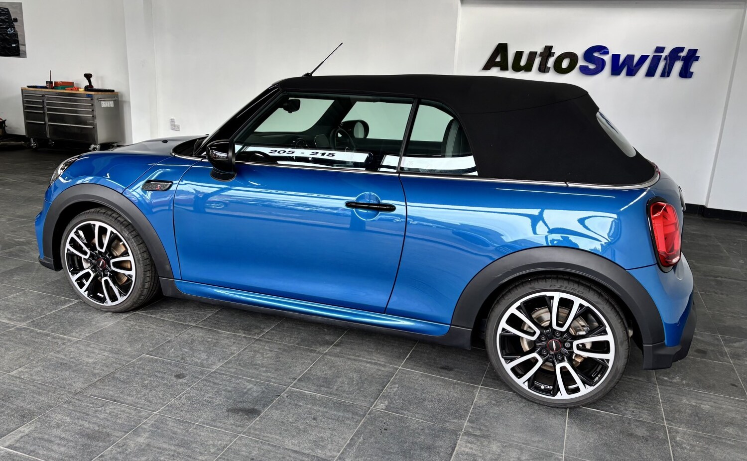 Used MINI Convertible 2023 for sale - 77605296: Photo 38