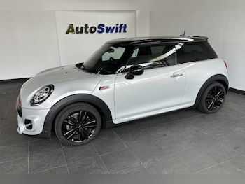 Used MINI Hatch 2019 for sale - 79054010: Photo