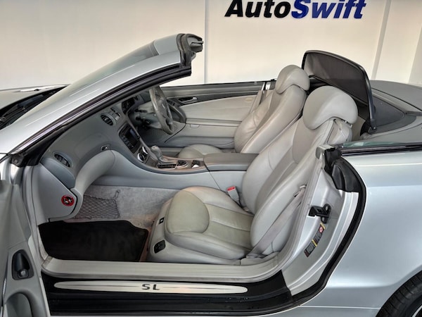 Used Mercedes-Benz SL 2003 for sale - 73645070: Photo 18