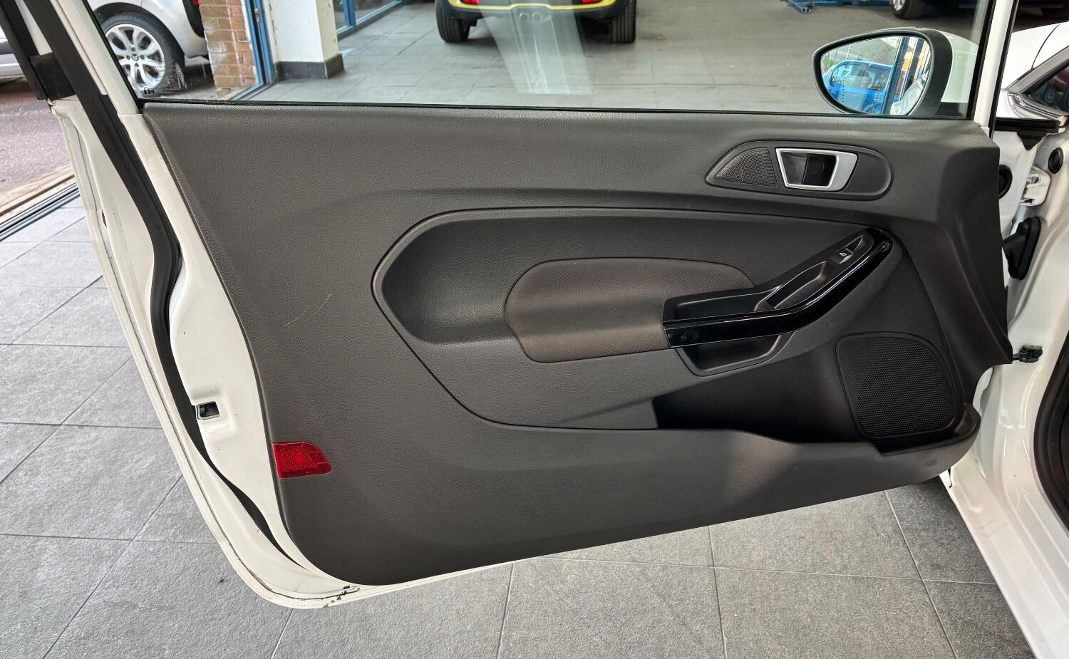 Used Ford Fiesta 2014 for sale - 77605308: Photo 18