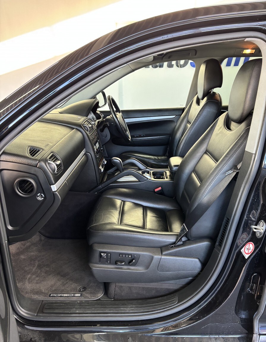 Used Porsche Cayenne 2005 for sale - 77609889: Photo 11