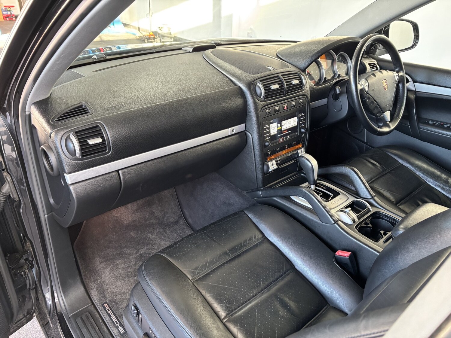 Used Porsche Cayenne 2005 for sale - 77609889: Photo 13