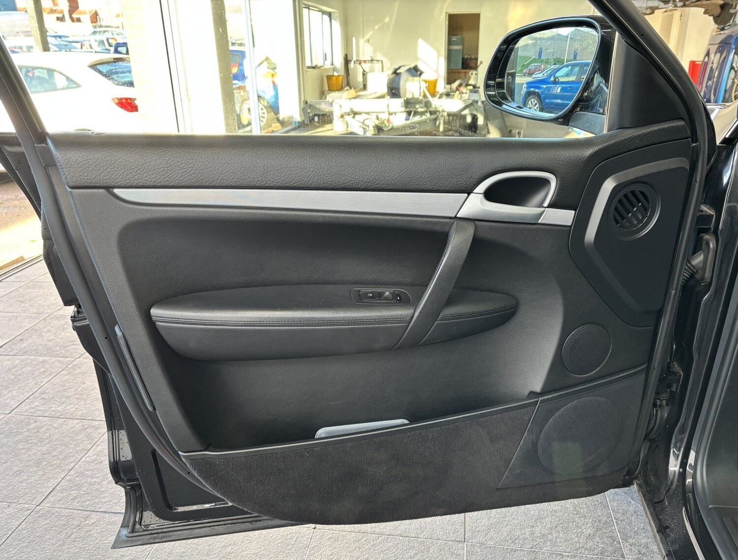 Used Porsche Cayenne 2005 for sale - 77609889: Photo 16