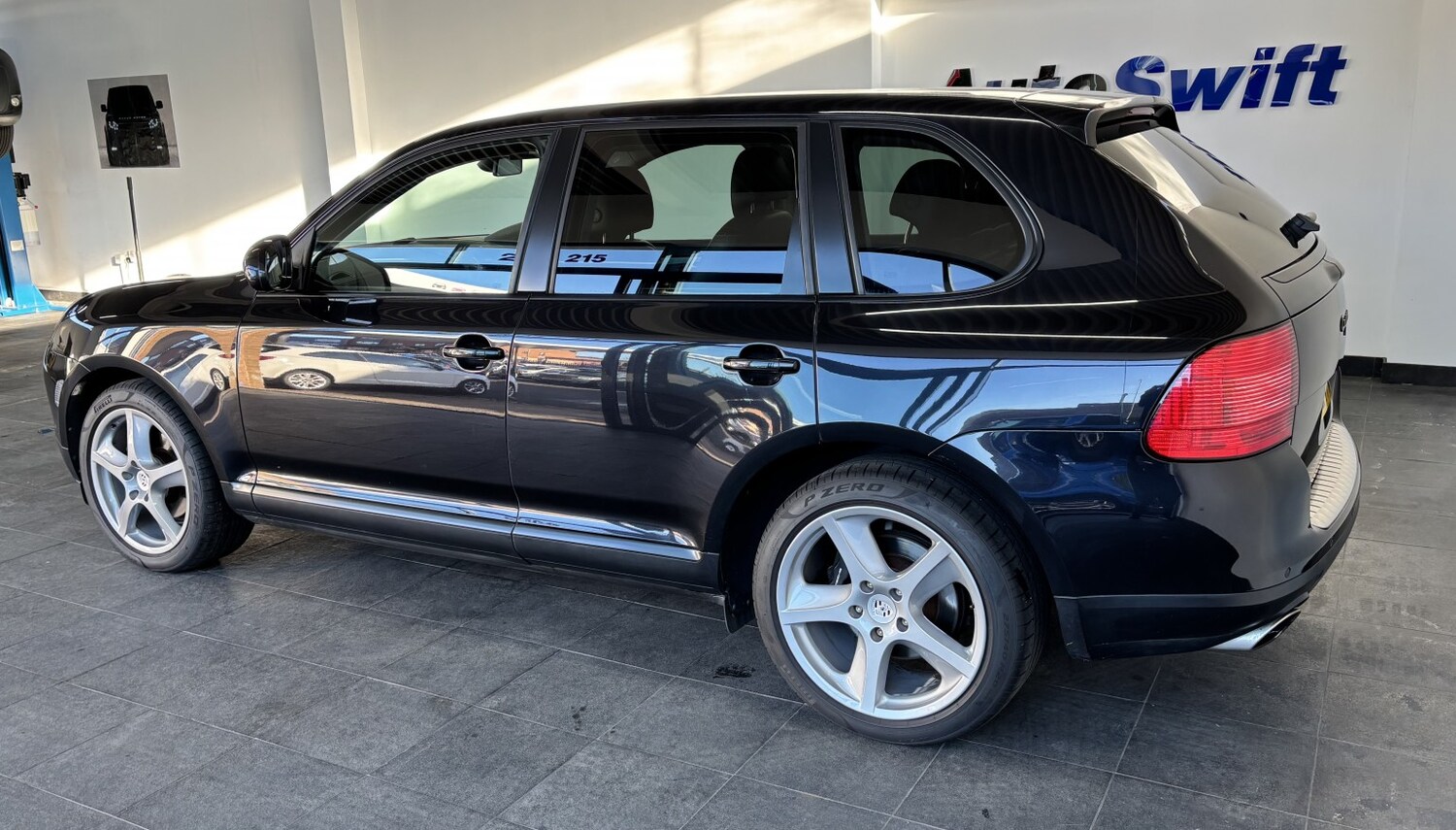 Used Porsche Cayenne 2005 for sale - 77609889: Photo 6