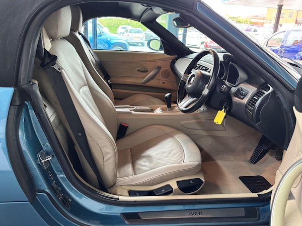 Used BMW Z4 2005 for sale - 74362251: Photo 13