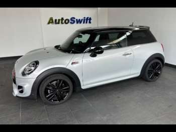 Used MINI Hatch 2019 for sale - 73160311: Photo