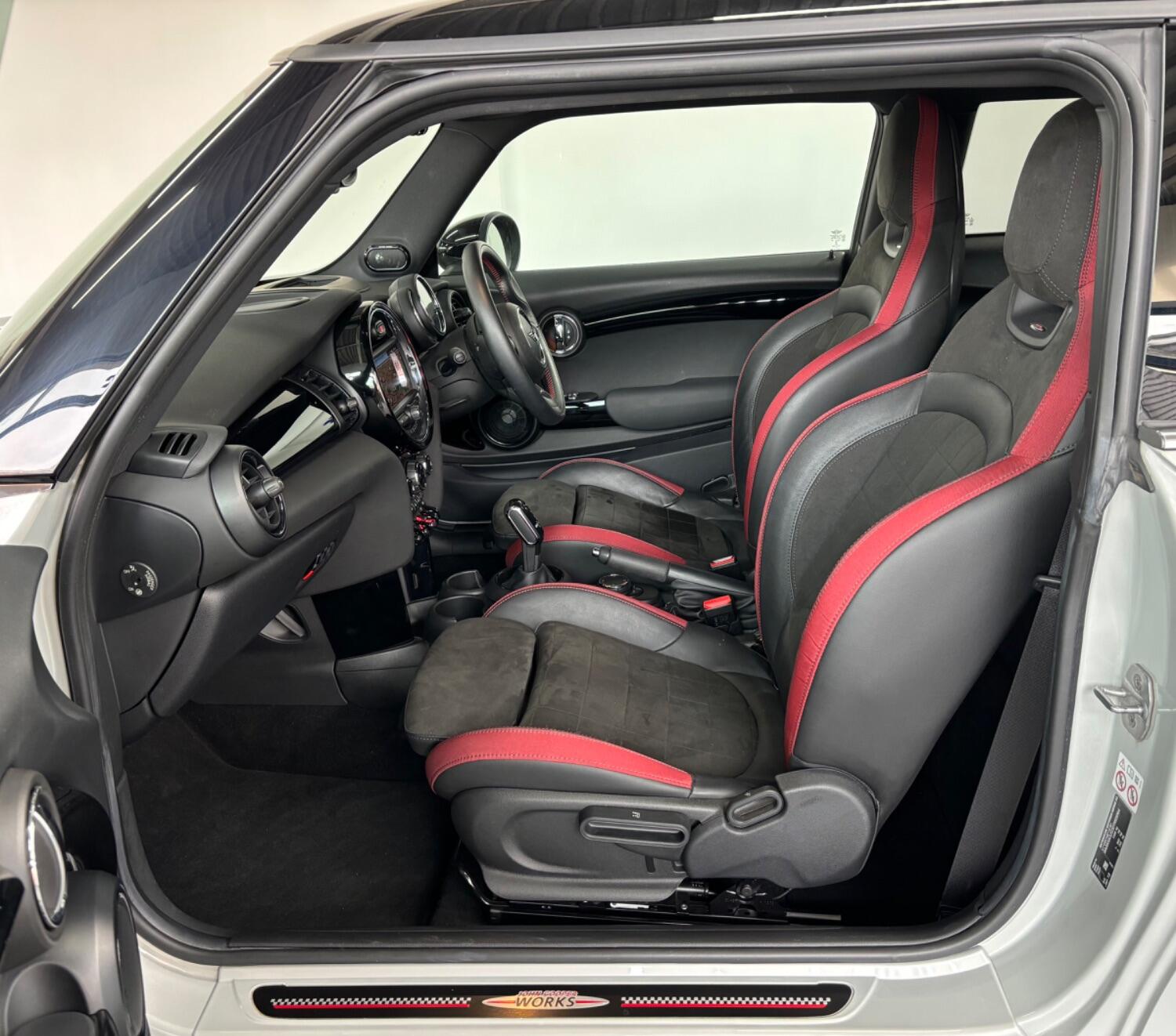 Used MINI Hatch 2019 for sale - 77605314: Photo 15