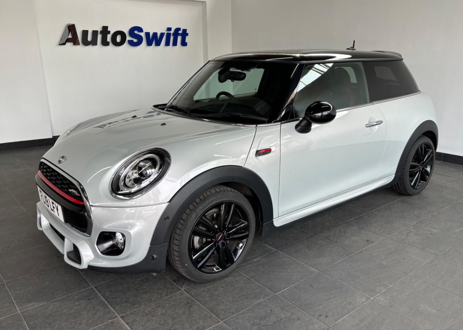 Used MINI Hatch 2019 for sale - 77605314: Photo 3
