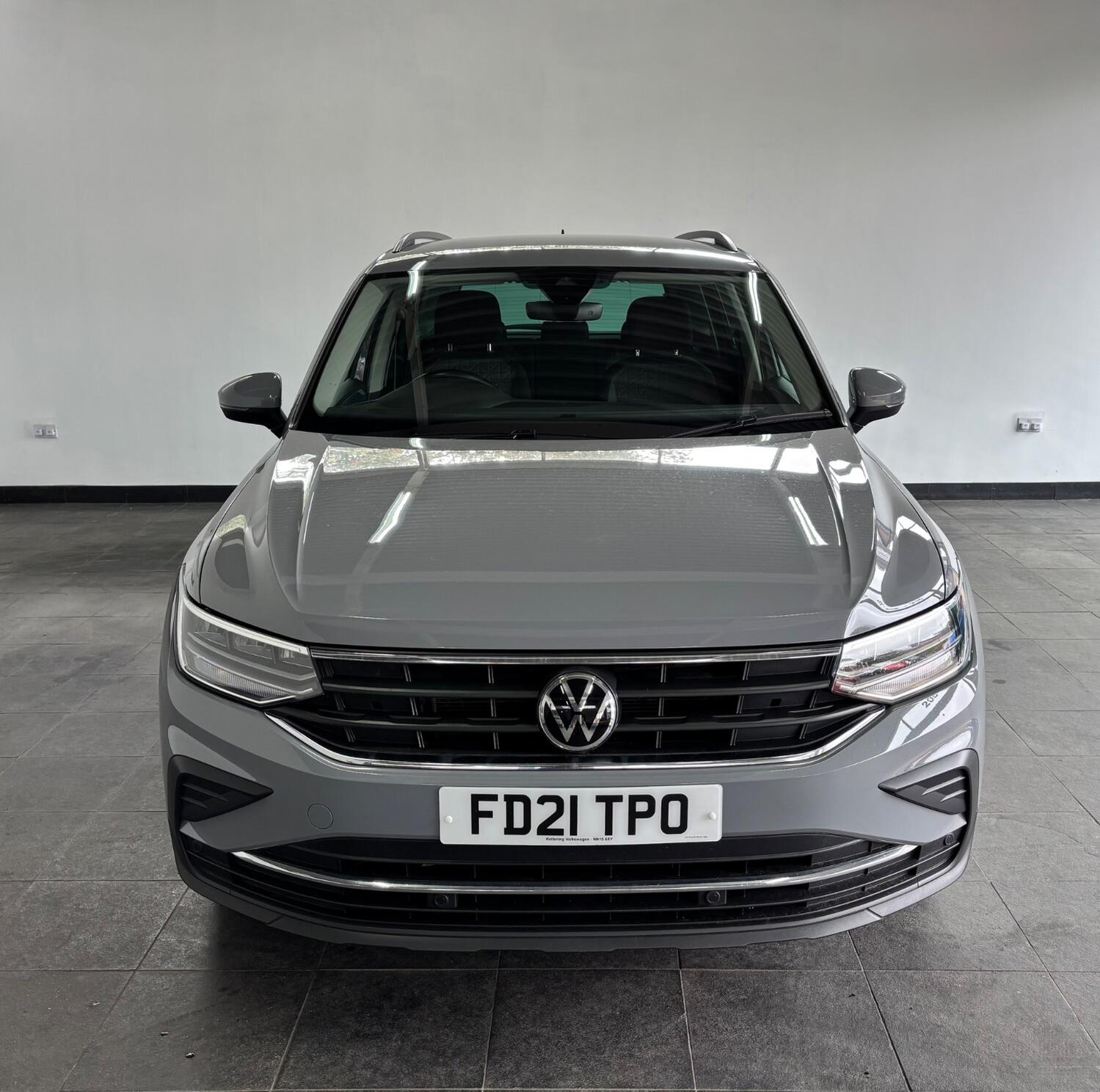 Used Volkswagen Tiguan 2021 for sale - 77605299: Photo 2