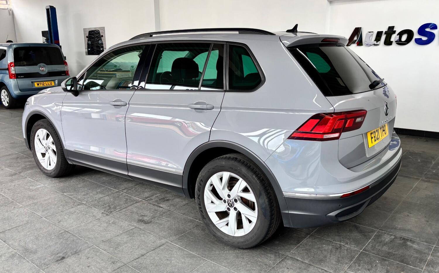 Used Volkswagen Tiguan 2021 for sale - 77605299: Photo 9