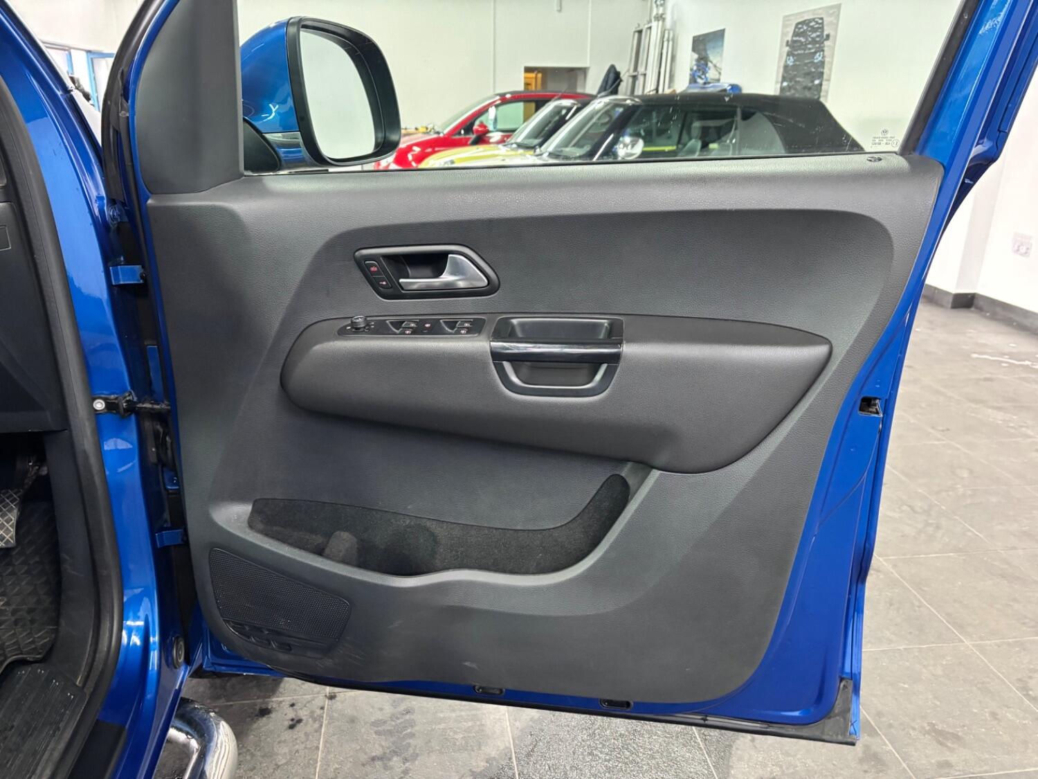 Used Volkswagen Amarok 2017 for sale - 77605311: Photo 17