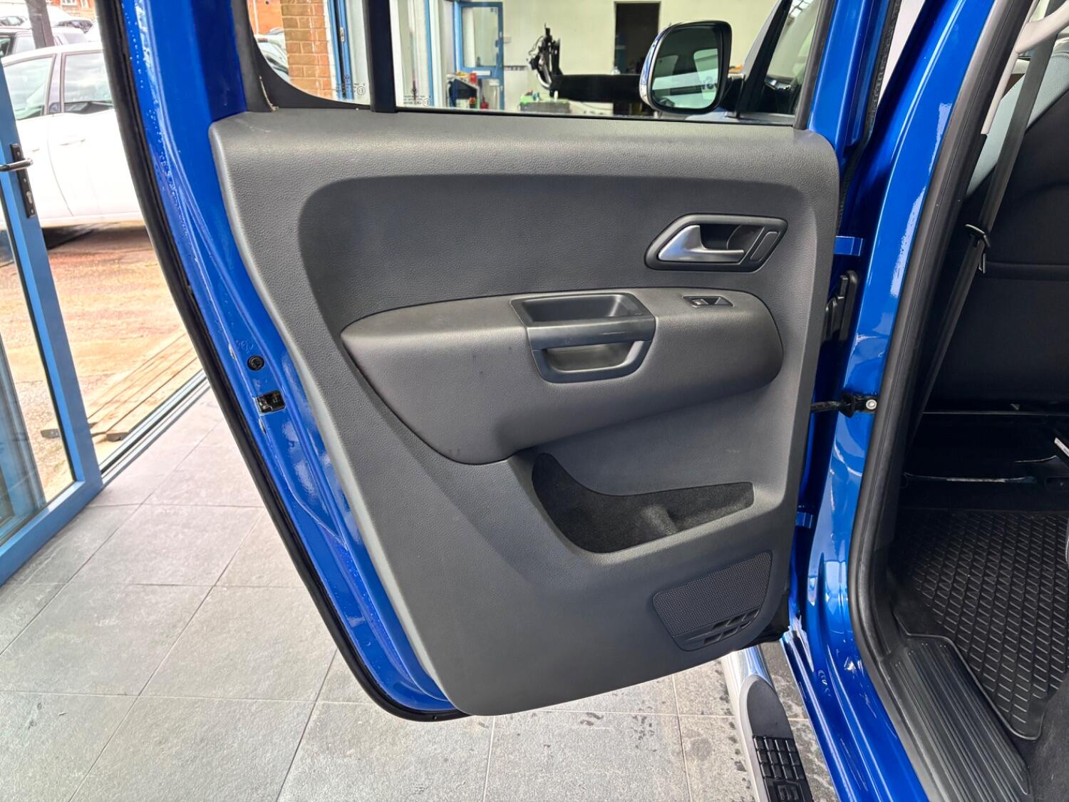 Used Volkswagen Amarok 2017 for sale - 77605311: Photo 18